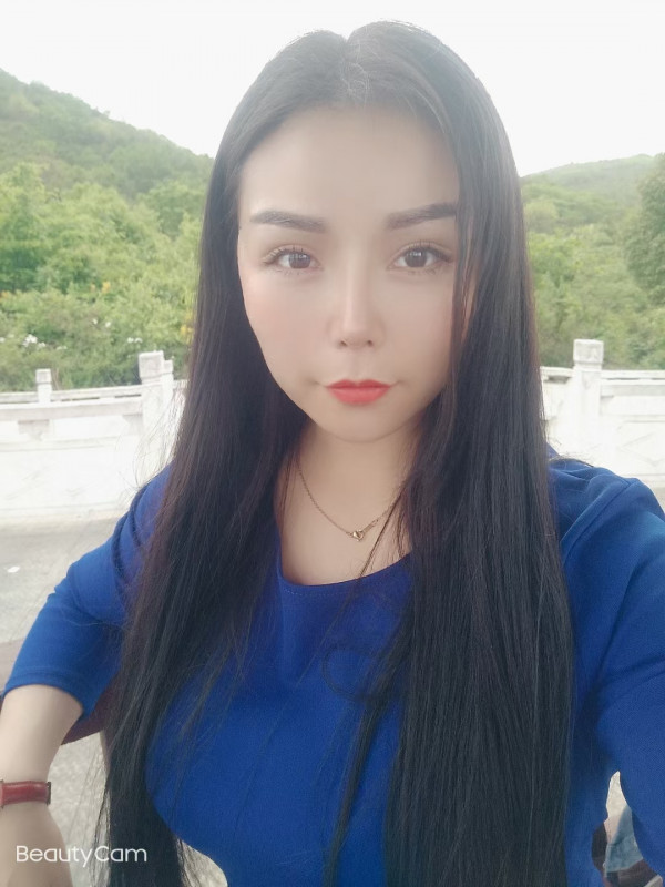 再次探访深情少妇